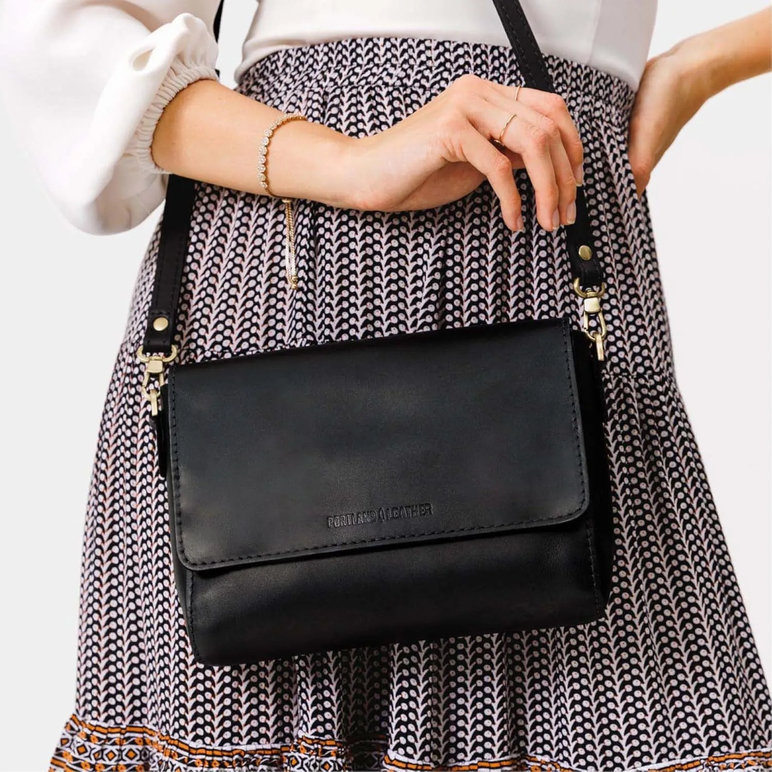 Portland Leather Goods Metro Crossbody Bag for Women  Handmade from the Finest Full-Grain Hides