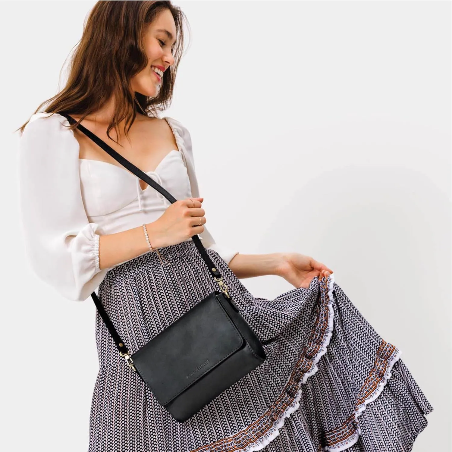 Portland Leather Goods Metro Crossbody Bag for Women  Handmade from the Finest Full-Grain Hides